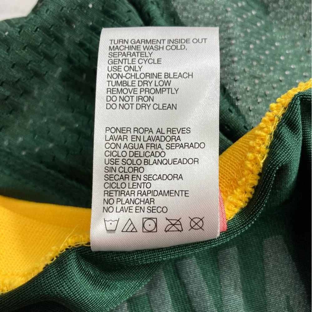 Green Bay Packers Brett Favre #4 Reebok NFL Football Jersey, Youth Large - Picture 10 of 13